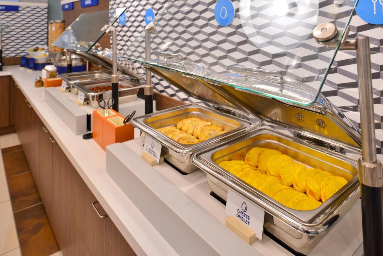 Holiday Inn Express & Suites La Porte By Ihg Exteriér fotografie